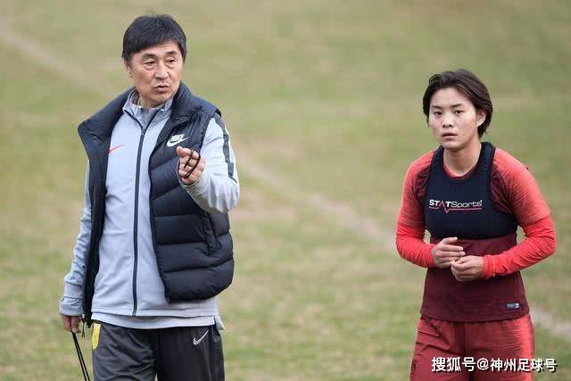 国米与巴雷拉已经谈妥 新合约期限至2029年